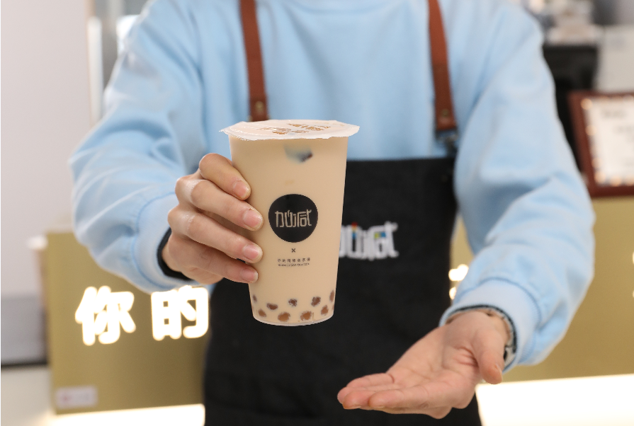 千赢国际茶饮：为什么说奶茶行业适合年轻人的创业项目